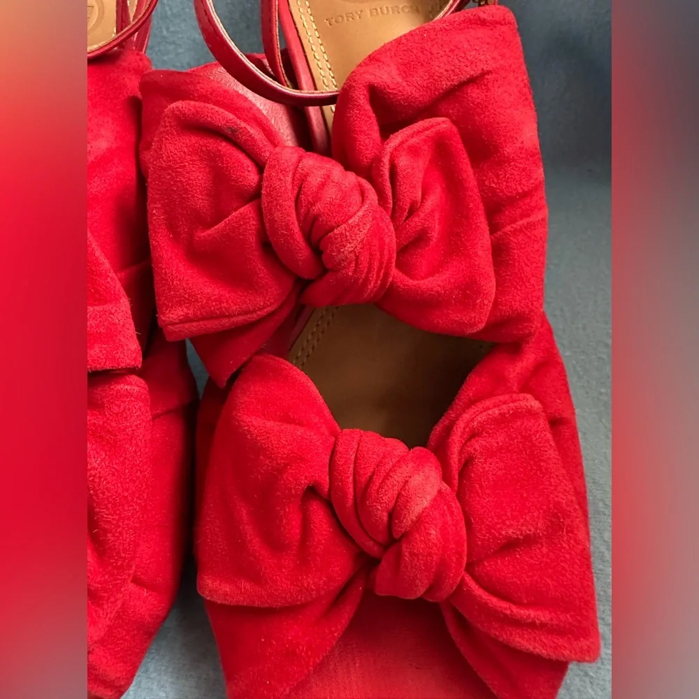 Tory Burch Eleanor 105MM Suede Knotted Sandal In Brilliant Red